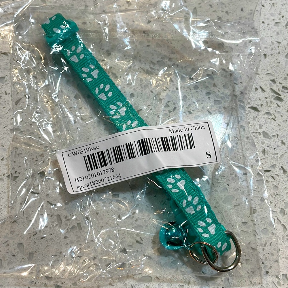 Green Paw Cat/Dog Color with Bell